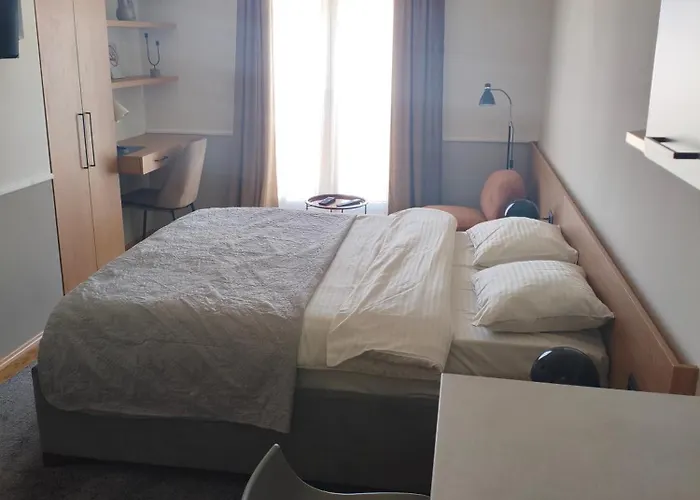 Comfortable Studio For 2 - Ljubovic Hill View Lejlighed *