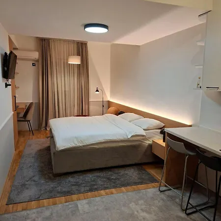 Comfortable Studio For 2 - Ljubovic Hill View פודגוריצה