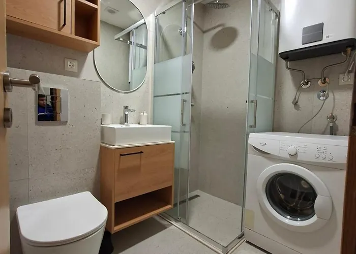 Comfortable Studio For 2 - Ljubovic Hill View דירה